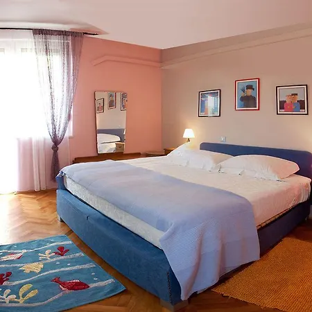 Apartment Cro Jet Set *