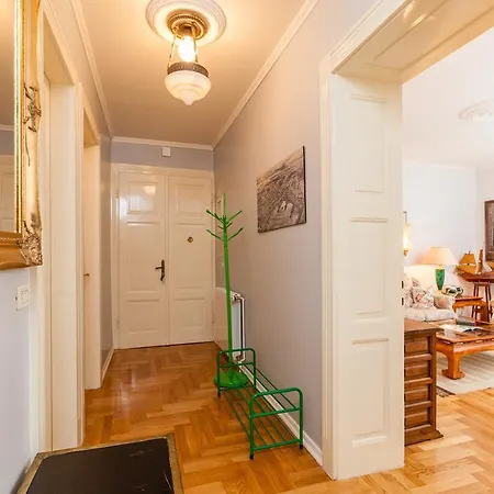 Apartment Cro Jet Set