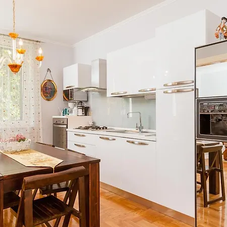 Cro Jet Set Apartment *