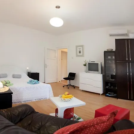 Cro Jet Set Apartment *